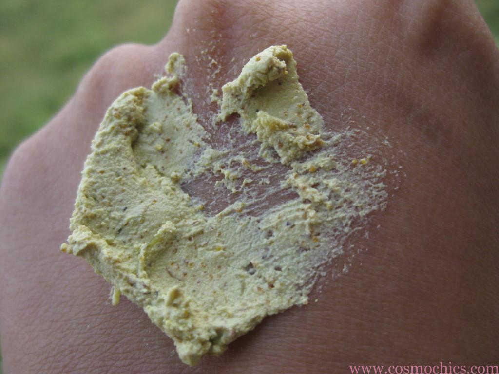 Lush Brazened Honey Face Mask Reviews & Swatches